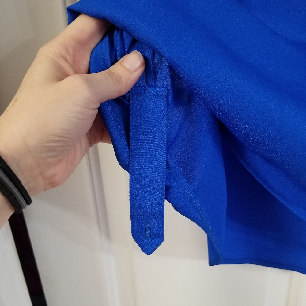 Women's Short Sleeve Blouse - Picture 7 of 10